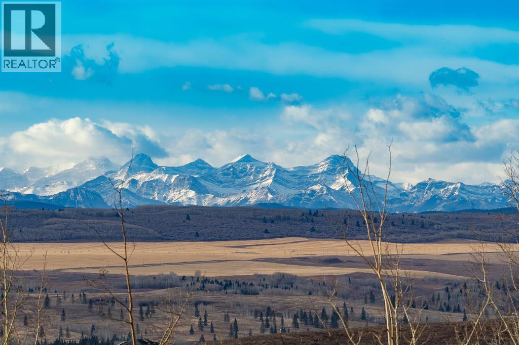 203 Sunset Circle, Cochrane