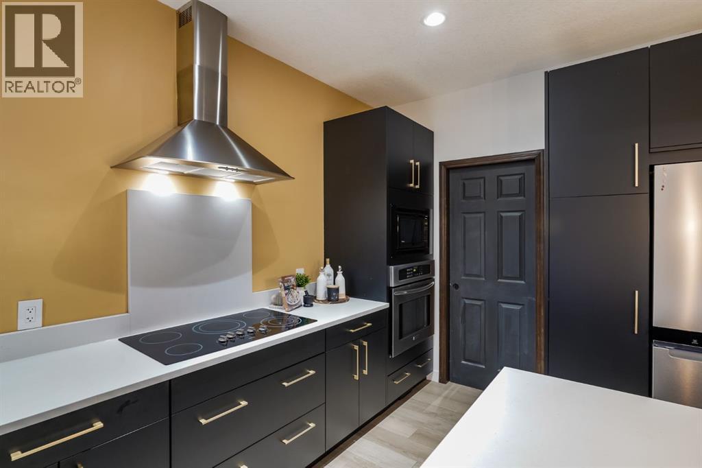 203 Sunset Circle, Cochrane