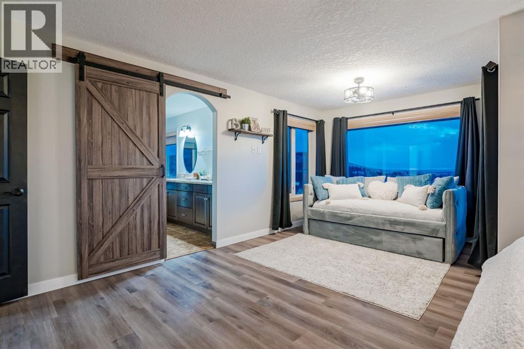 203 Sunset Circle, Cochrane