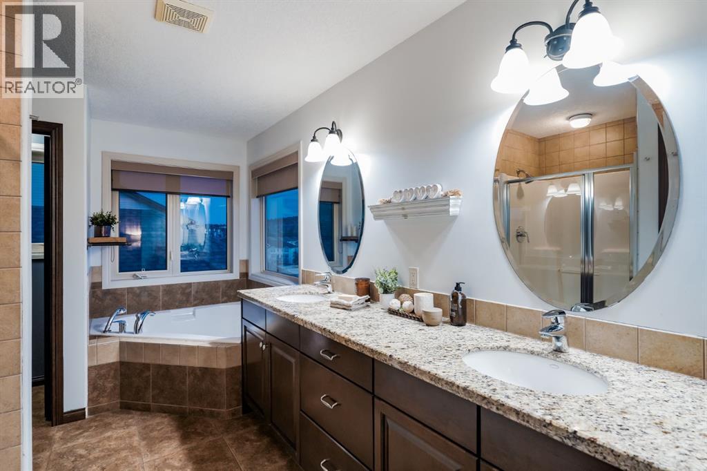 203 Sunset Circle, Cochrane