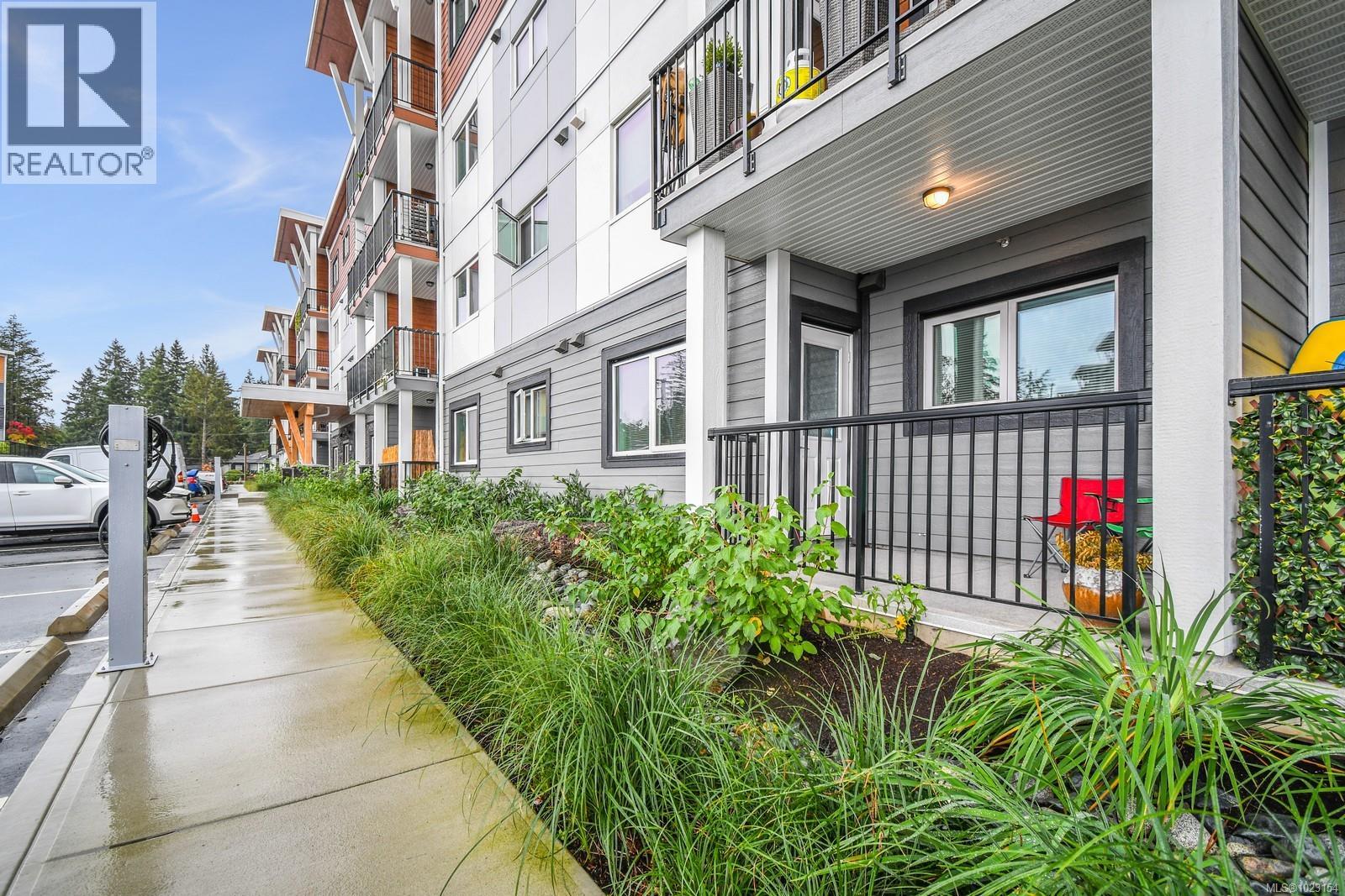 #104 4830 CEDAR RIDGE PL - Image 3