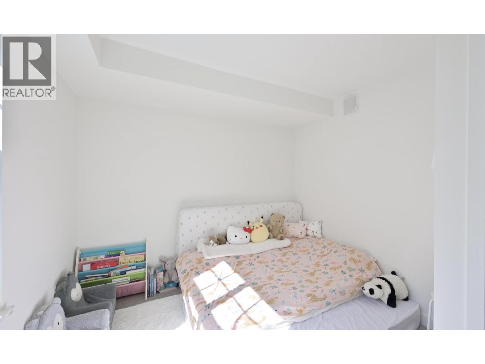 114 678 FAIRVIEW STREET, Coquitlam