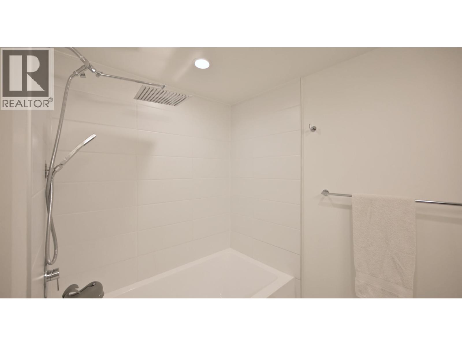 114 678 FAIRVIEW STREET, Coquitlam