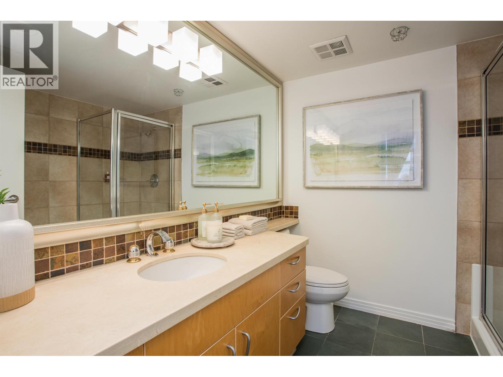 THA 1199 MARINASIDE CRESCENT, Vancouver