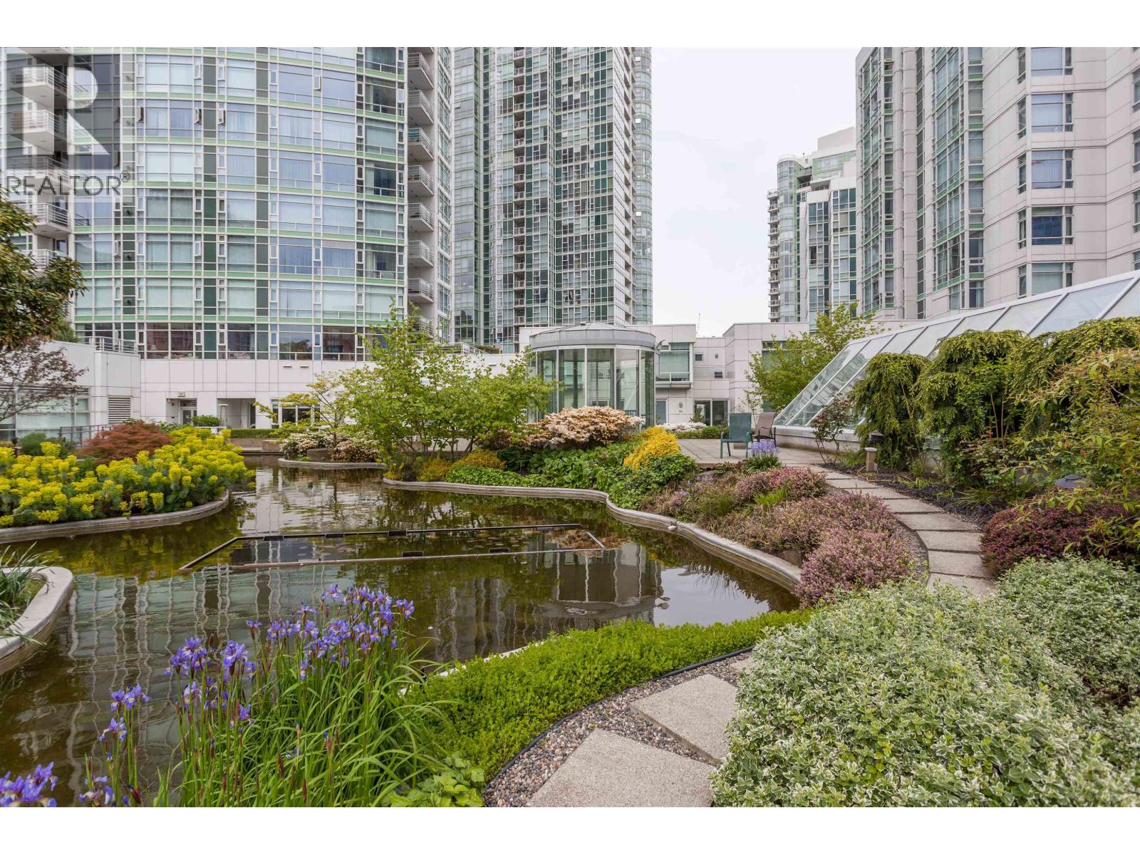 THA 1199 MARINASIDE CRESCENT, Vancouver