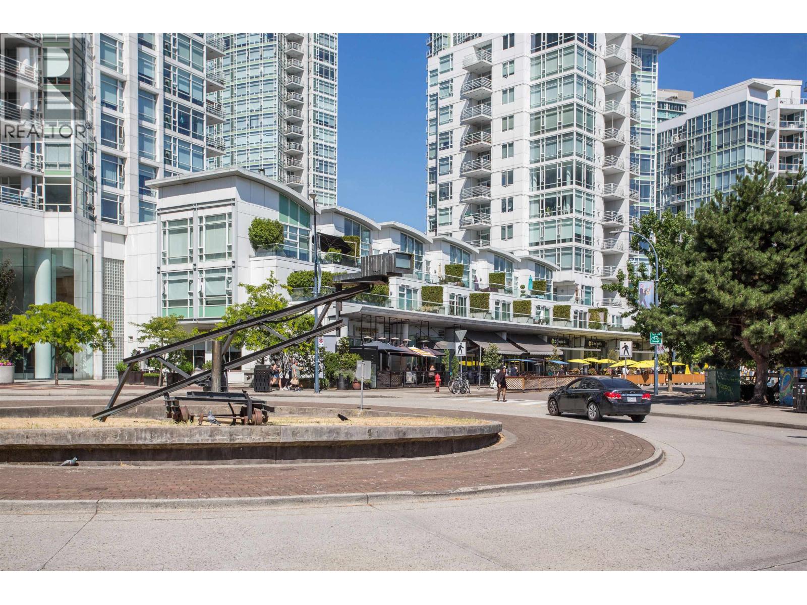 THA 1199 MARINASIDE CRESCENT, Vancouver