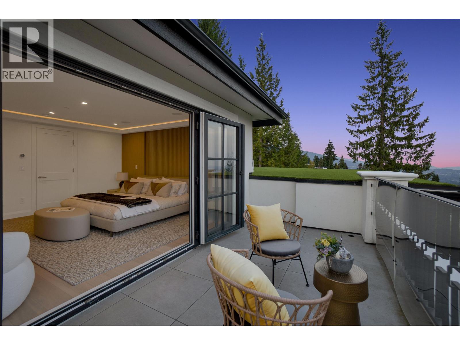 1419 BRAMWELL ROAD, West Vancouver