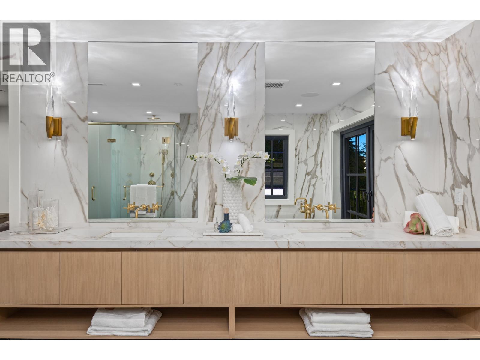 1419 BRAMWELL ROAD, West Vancouver