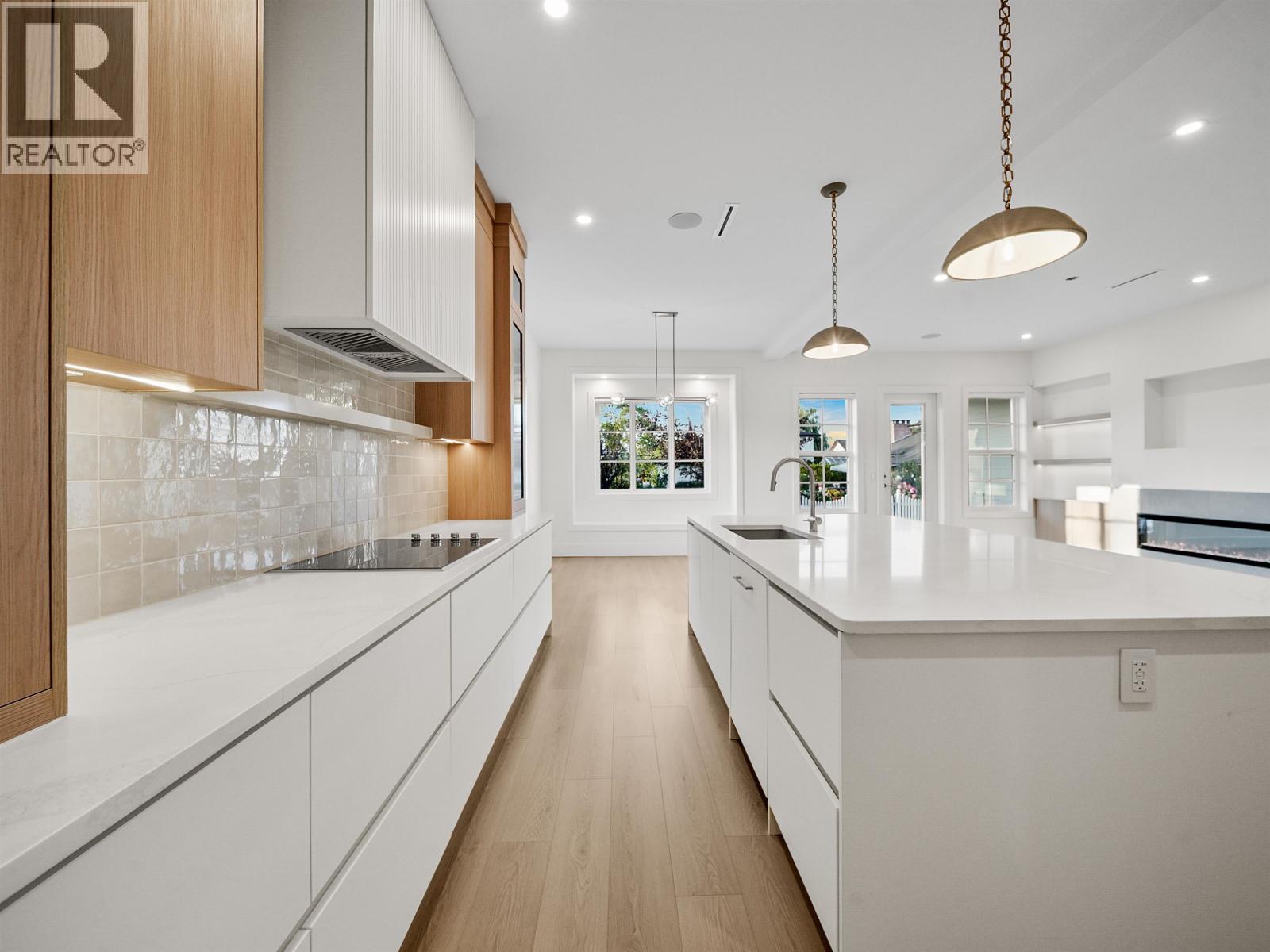 6067 44A Avenue, Ladner