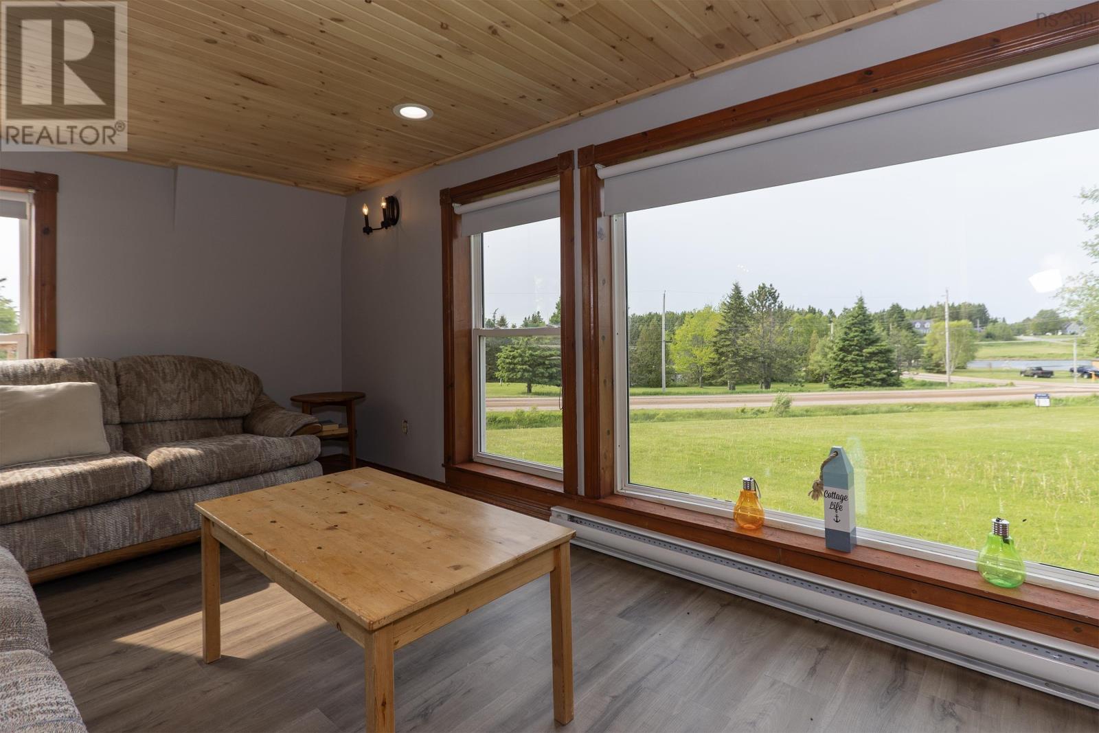 Property 10 of 43 of 3 Park Place