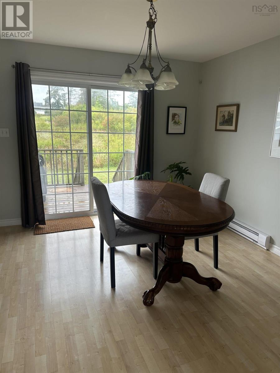 Property 10 of 33 of 1,2,3 1,2,3 Deanna Court, South River Road Greenwold