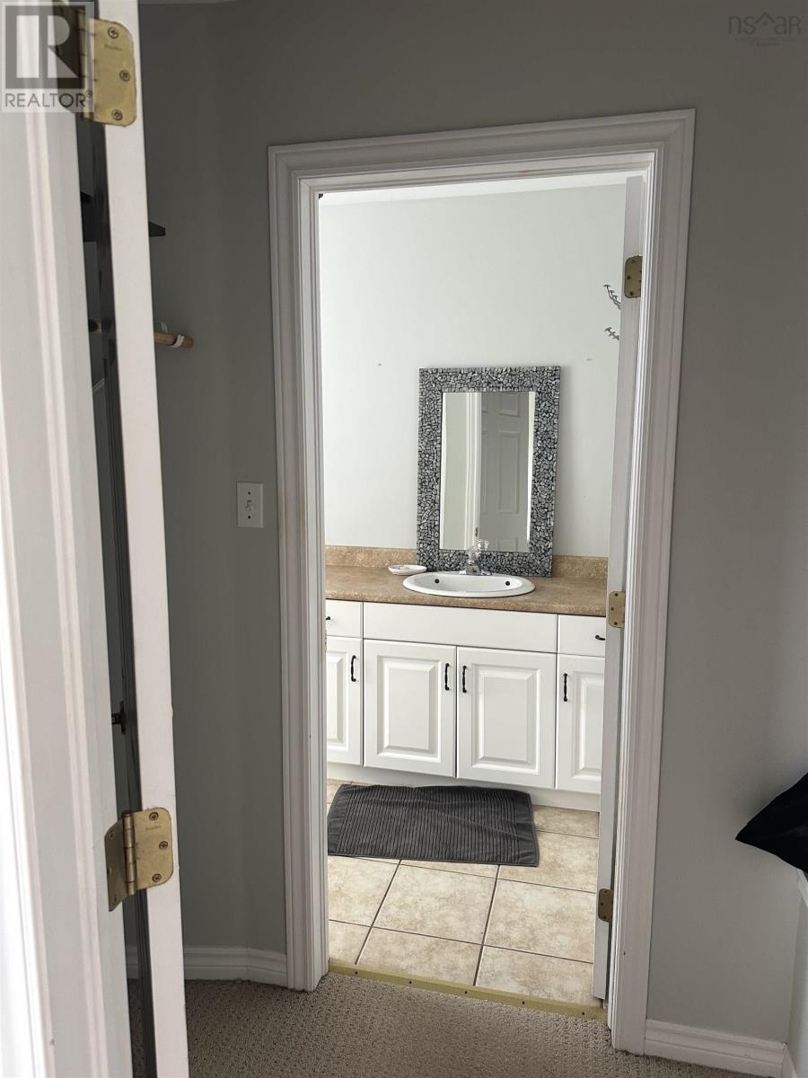 Property 19 of 33 of 1,2,3 1,2,3 Deanna Court, South River Road Greenwold