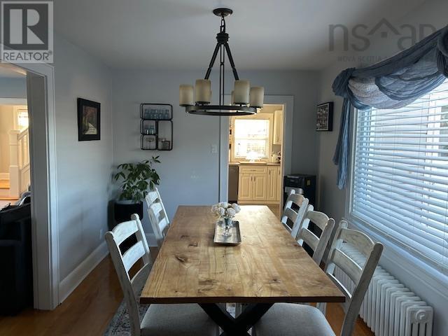 Property 11 of 41 of 633 King Street