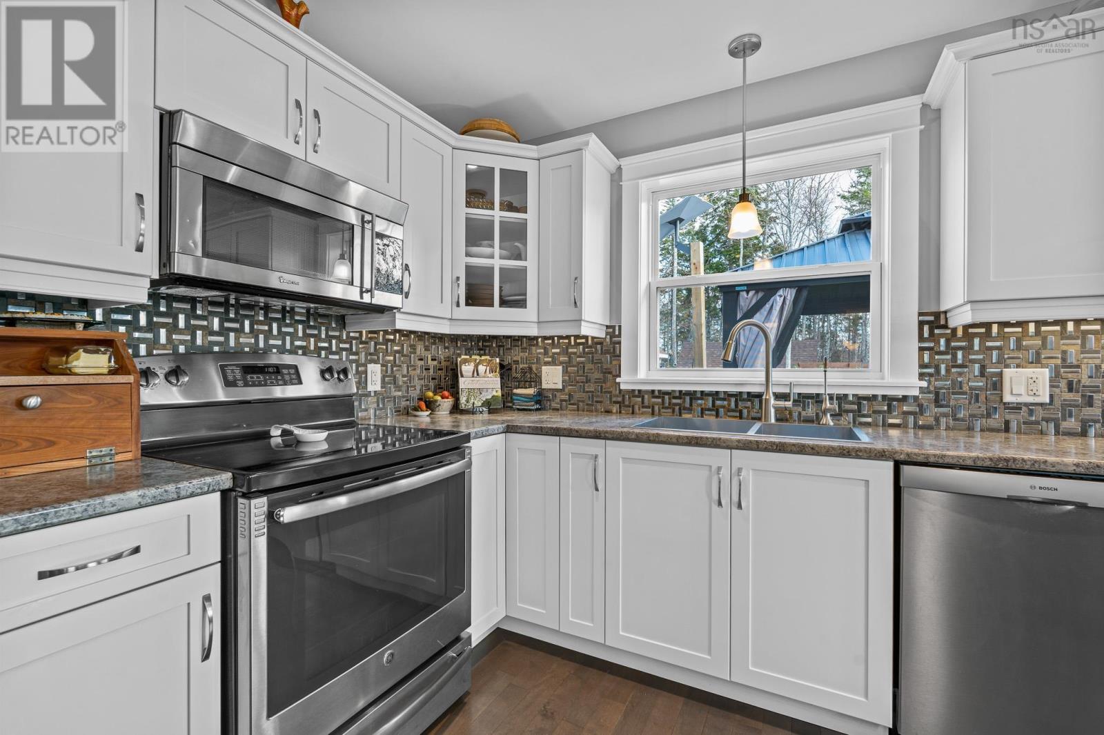 Property 9 of 49 of 416 Crooked Stick Pass