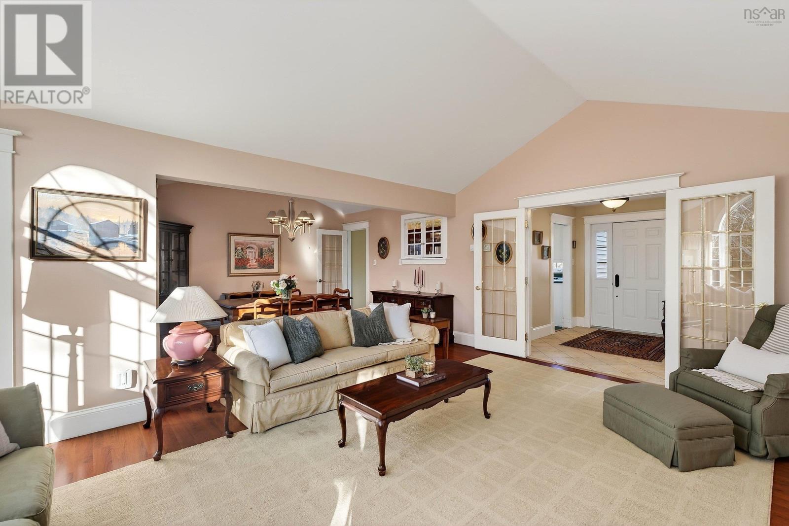 Property 11 of 48 of 488 Myra Road