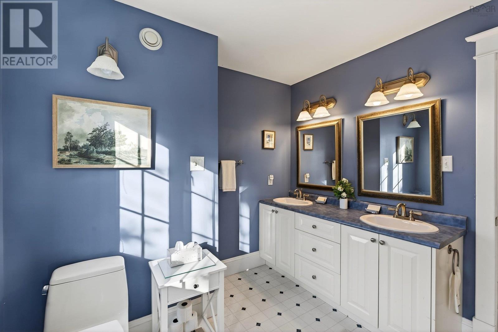 Property 24 of 48 of 488 Myra Road