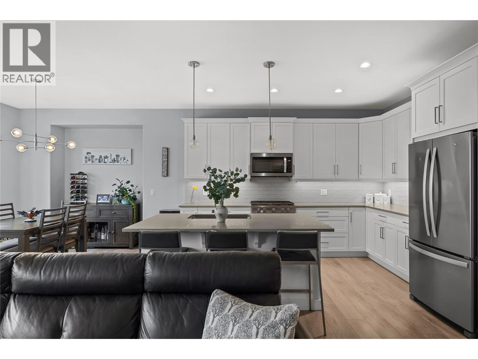  2573 Crown Crest Drive, West Kelowna