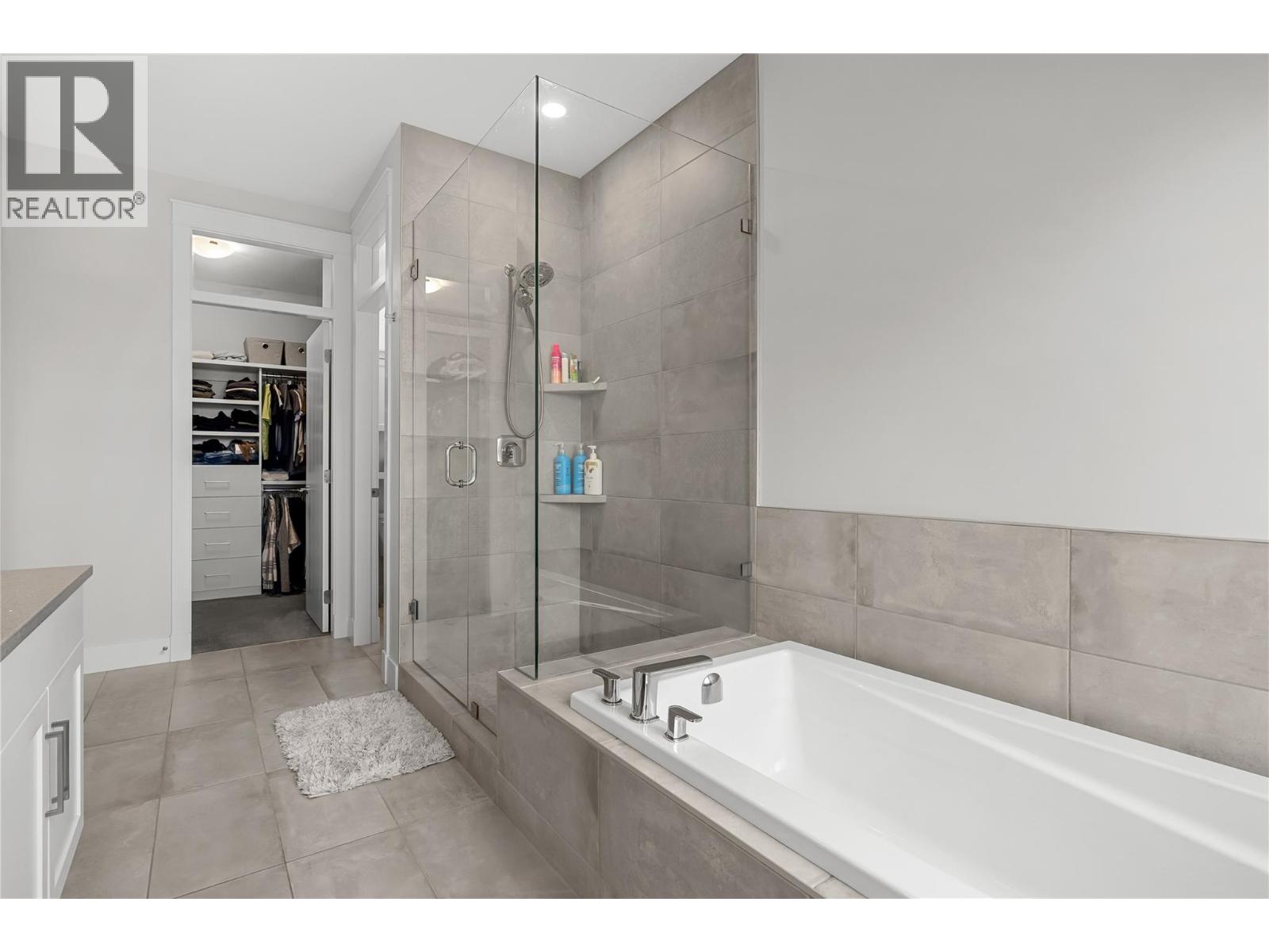  2573 Crown Crest Drive, West Kelowna