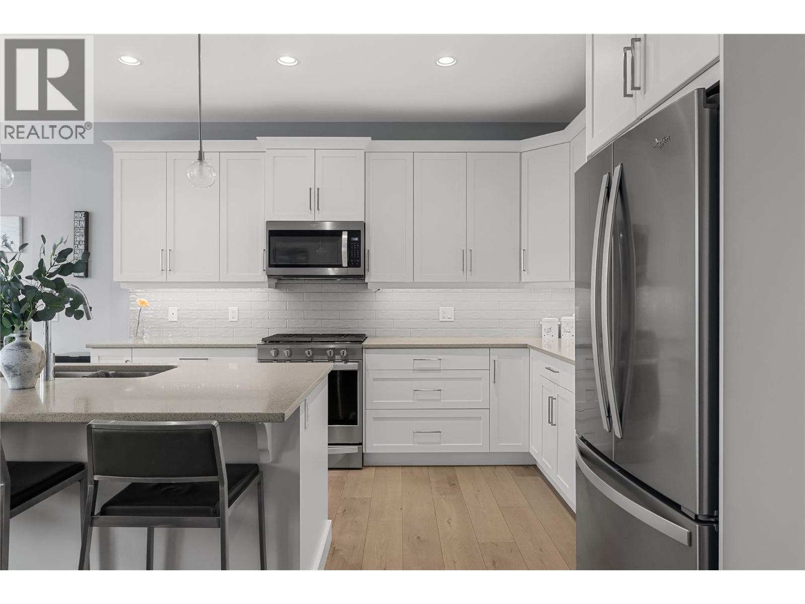  2573 Crown Crest Drive, West Kelowna