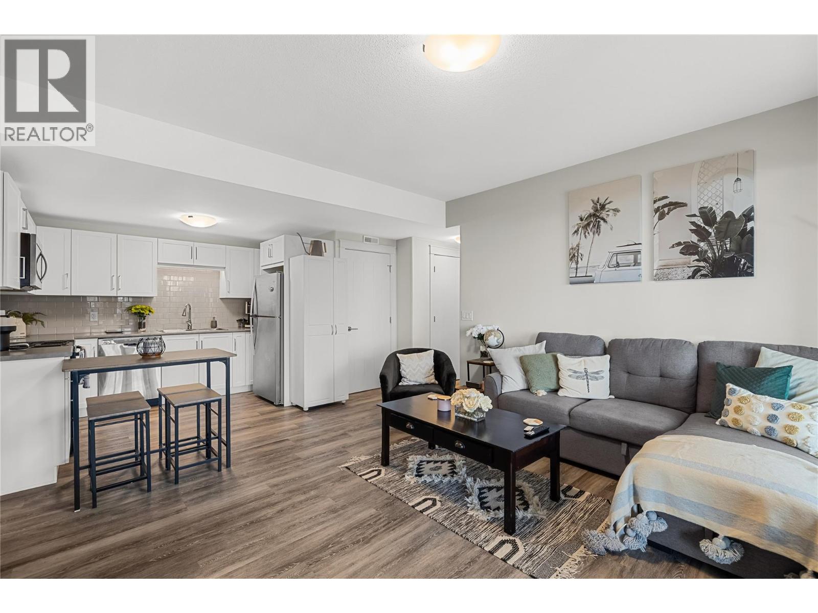  2573 Crown Crest Drive, West Kelowna