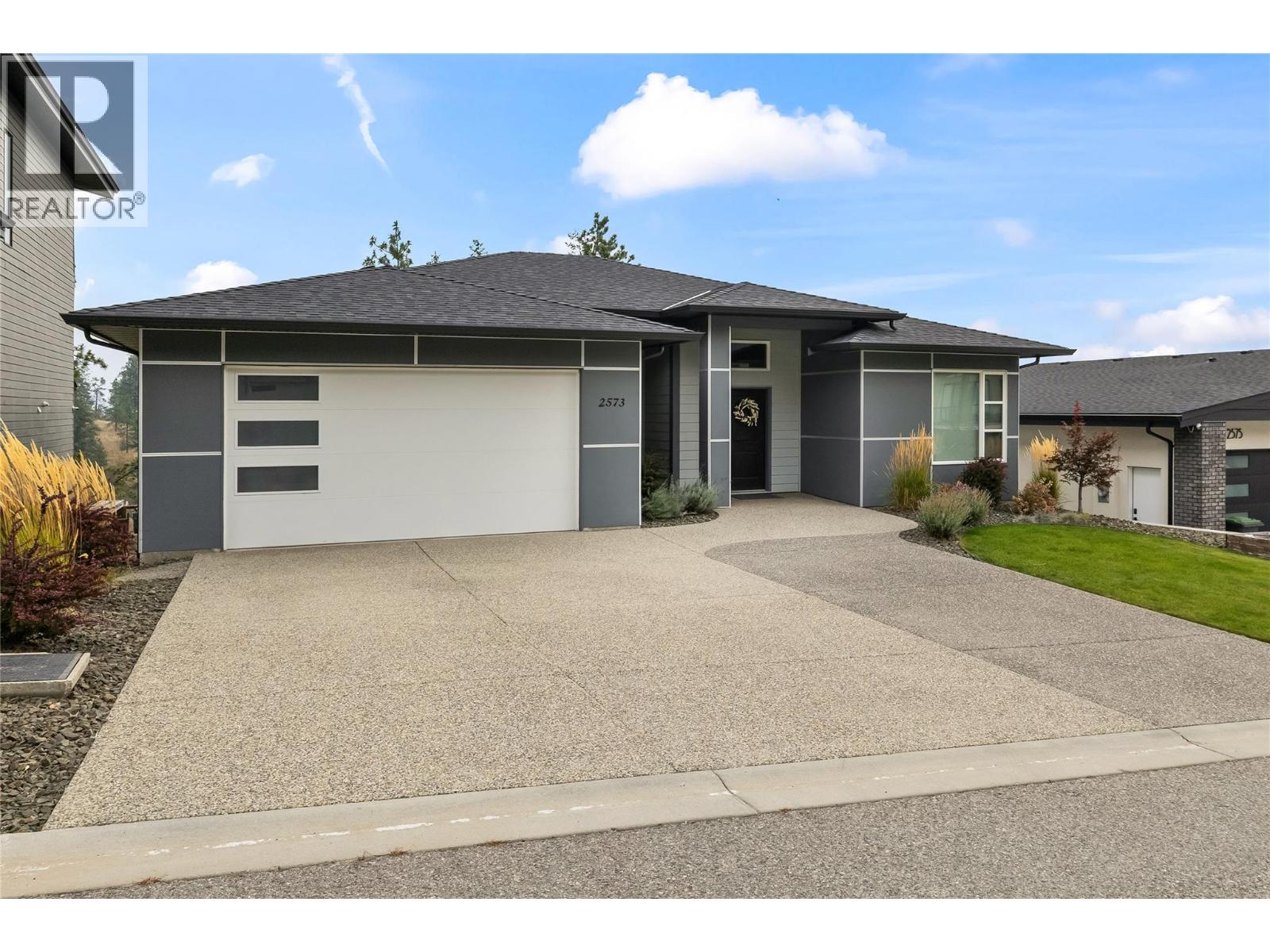  2573 Crown Crest Drive, West Kelowna