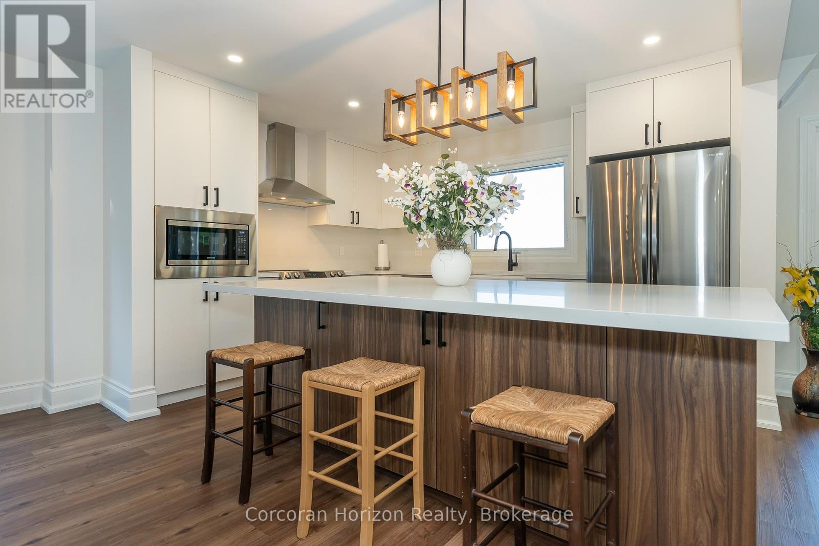 77 MCARTHUR DRIVE - 19