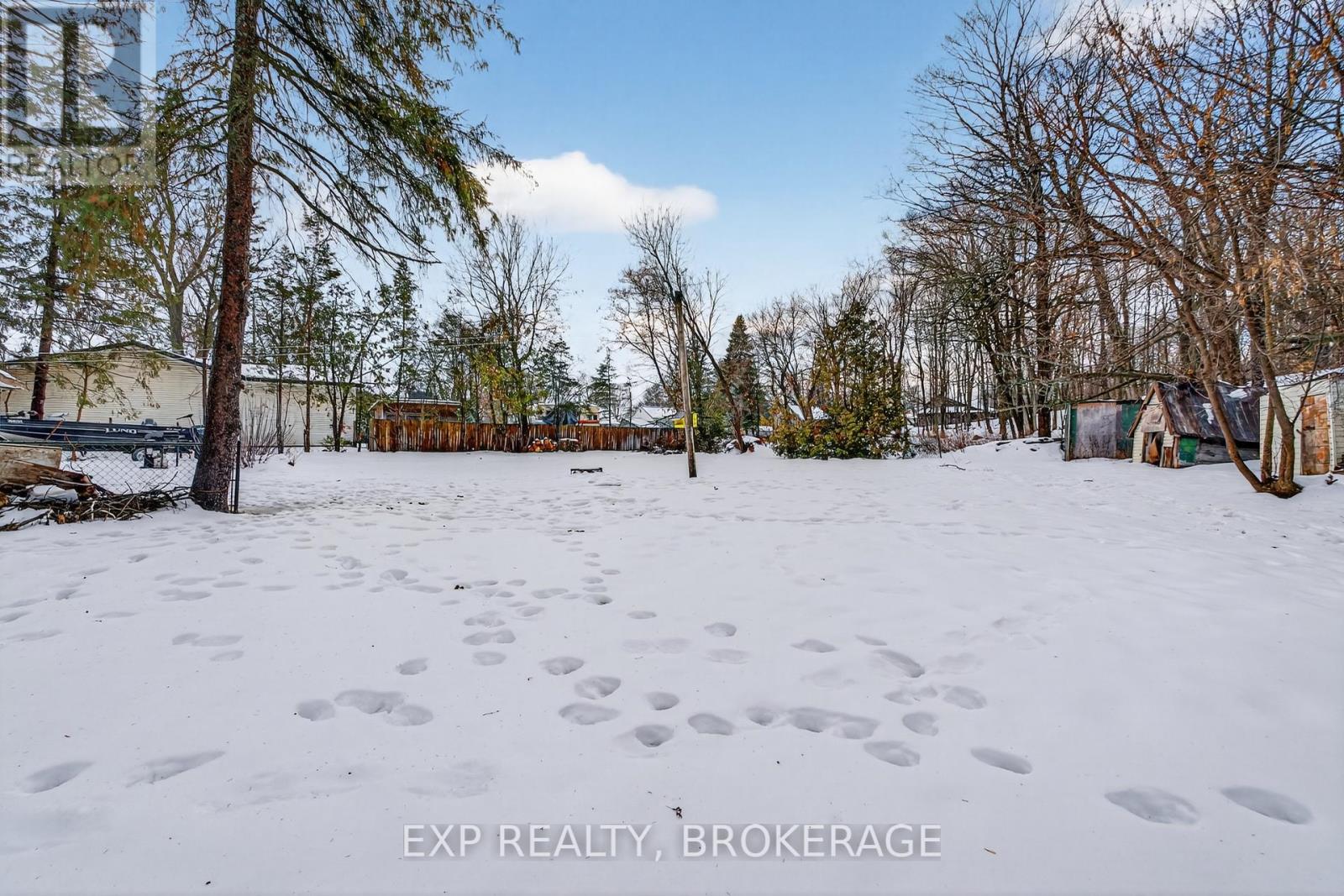 2295 SYDENHAM ROAD - 31