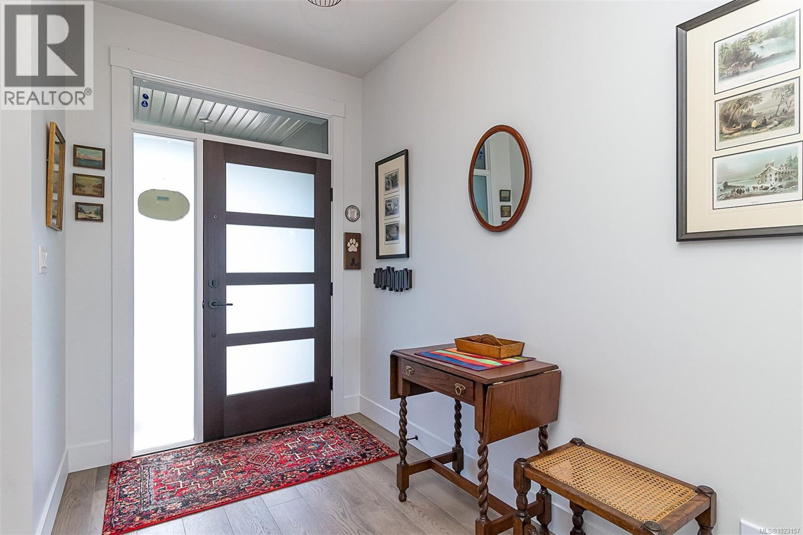 6257 Highwood Dr, Duncan