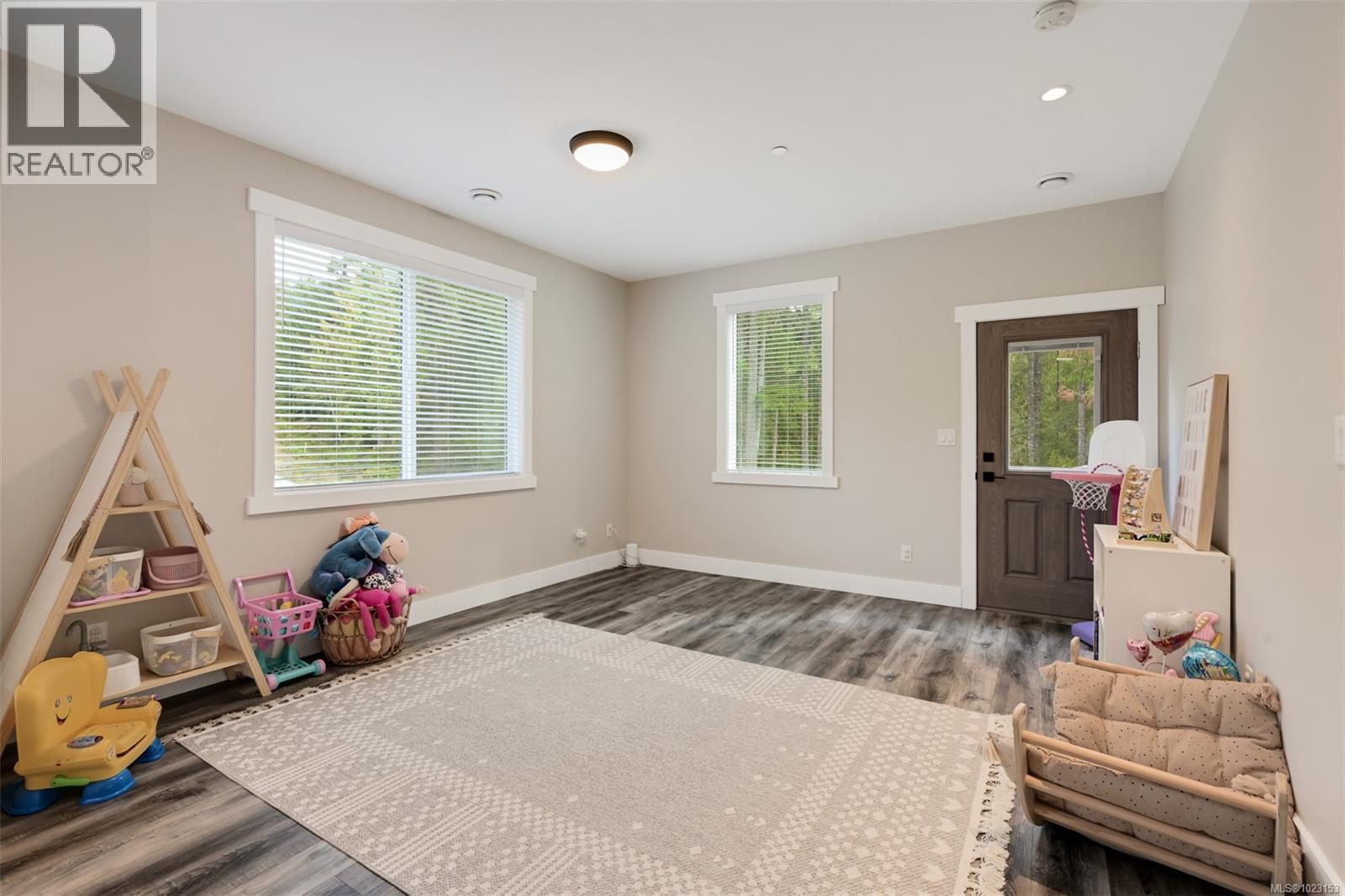  1141 Trailhead Lane, Shawnigan Lake