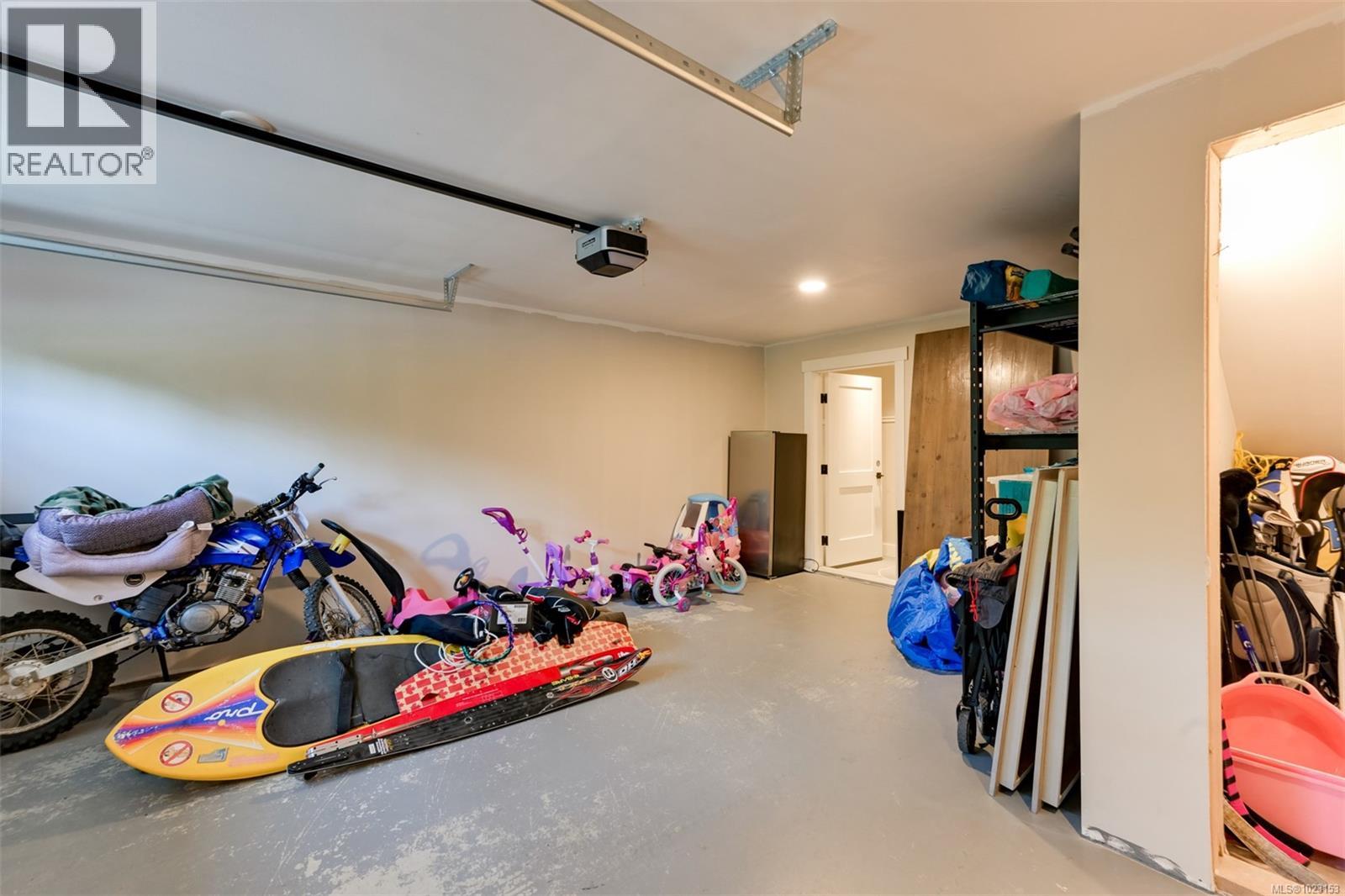  1141 Trailhead Lane, Shawnigan Lake