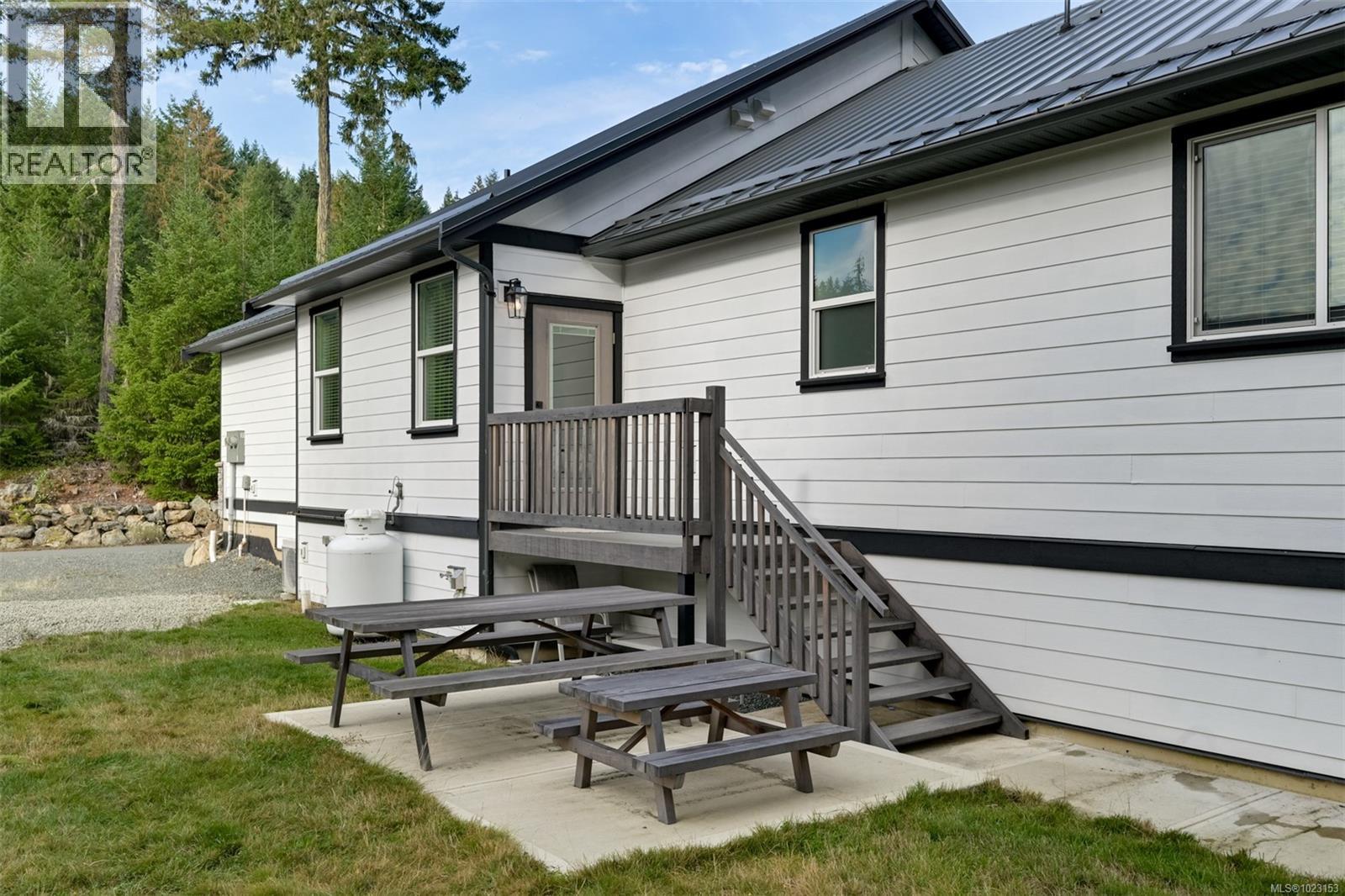  1141 Trailhead Lane, Shawnigan Lake