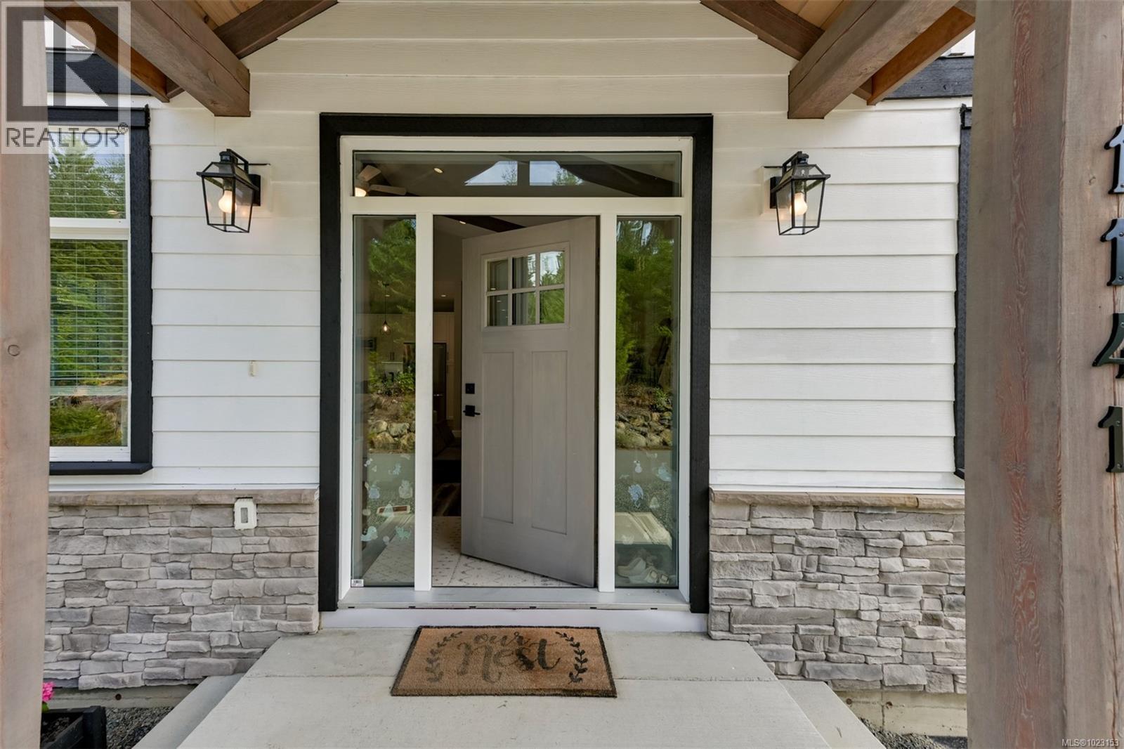  1141 Trailhead Lane, Shawnigan Lake