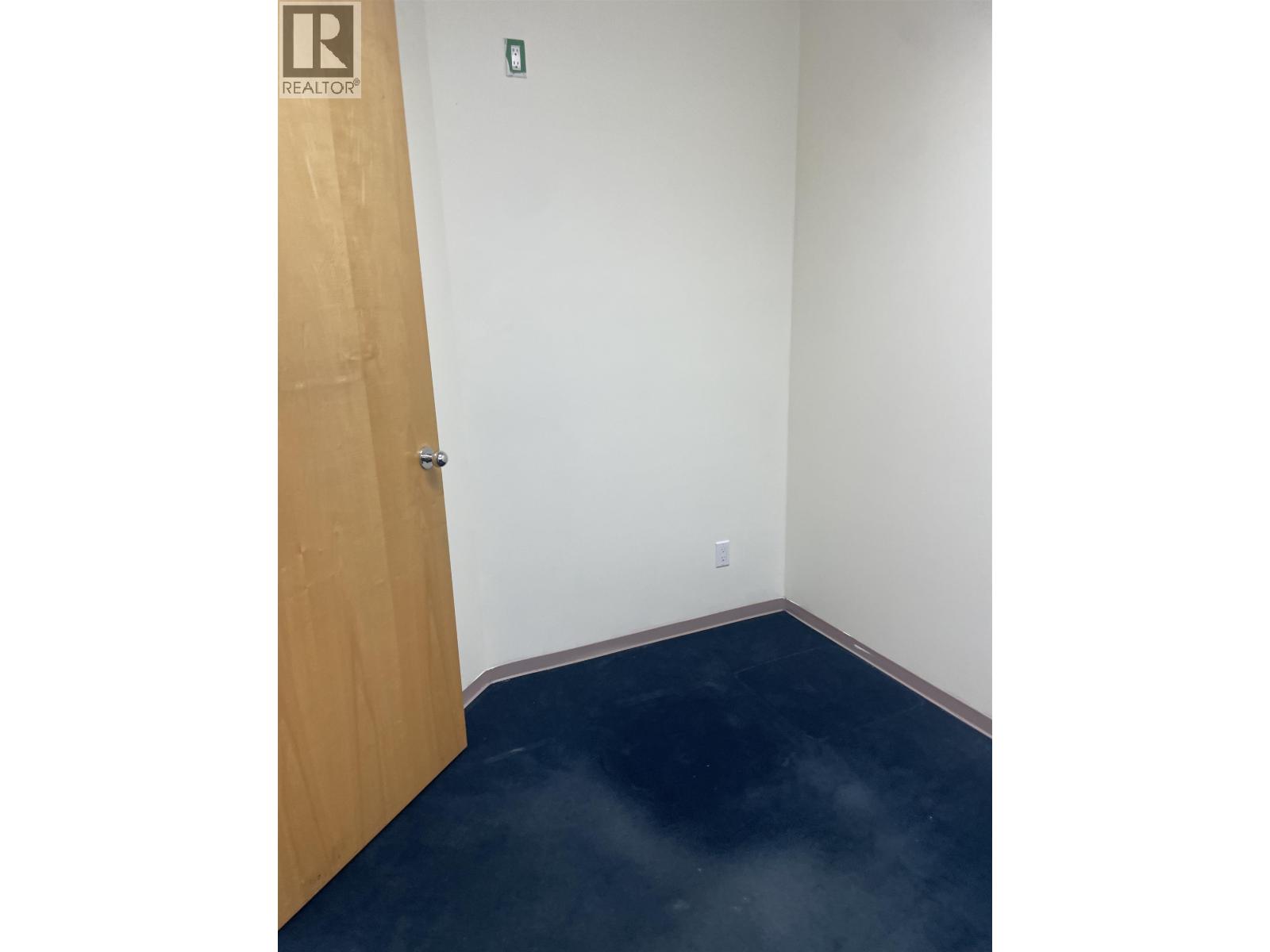 Office in Richmond - Image 8