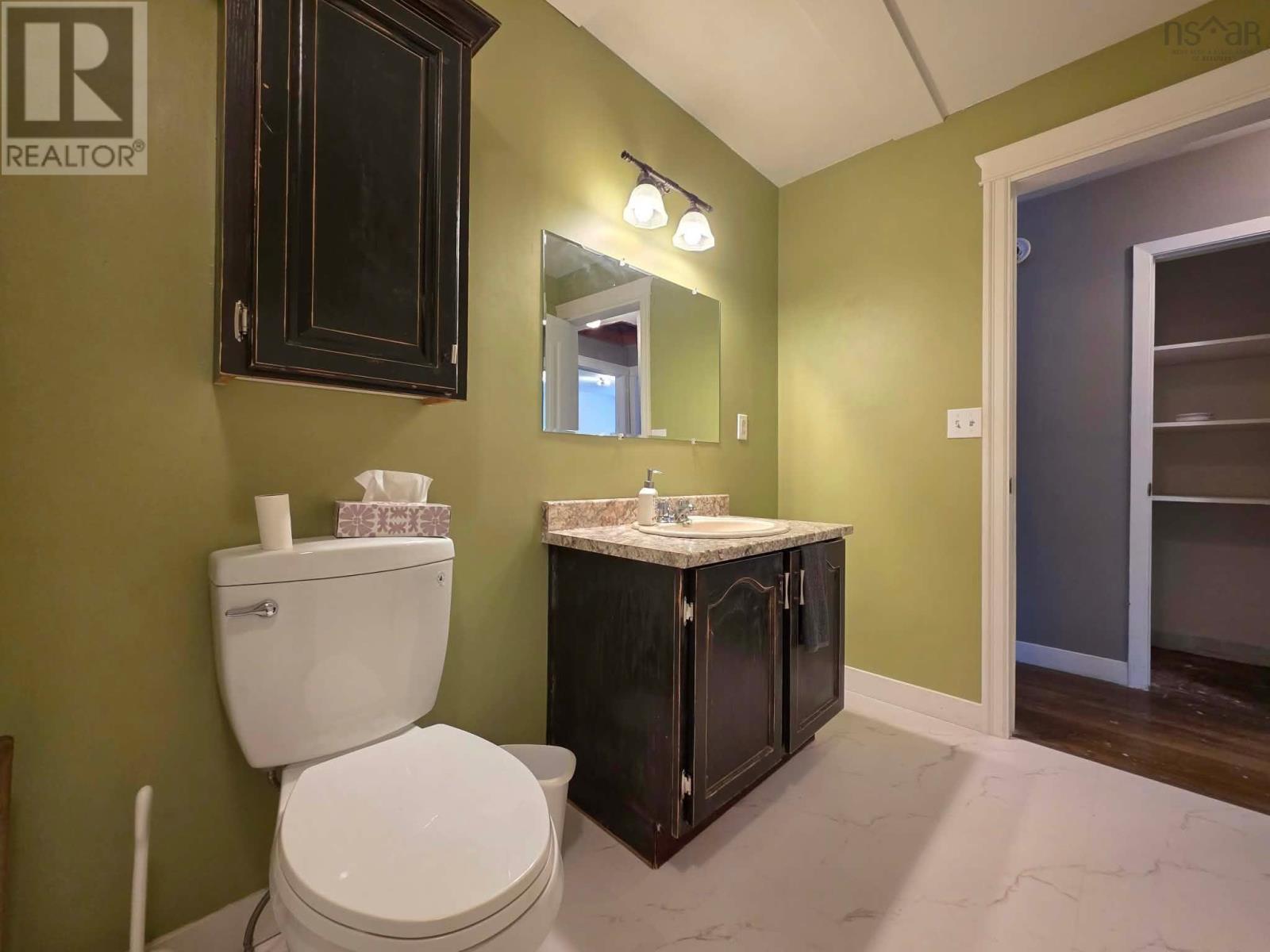 Property 28 of 49 of 3 Patterson Avenue