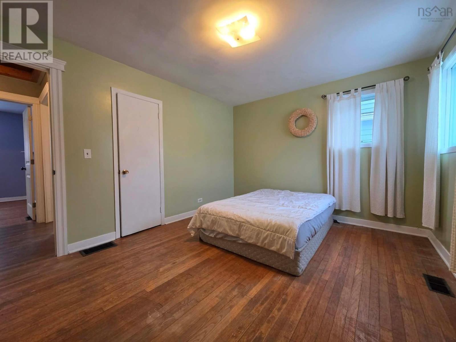 Property 30 of 49 of 3 Patterson Avenue