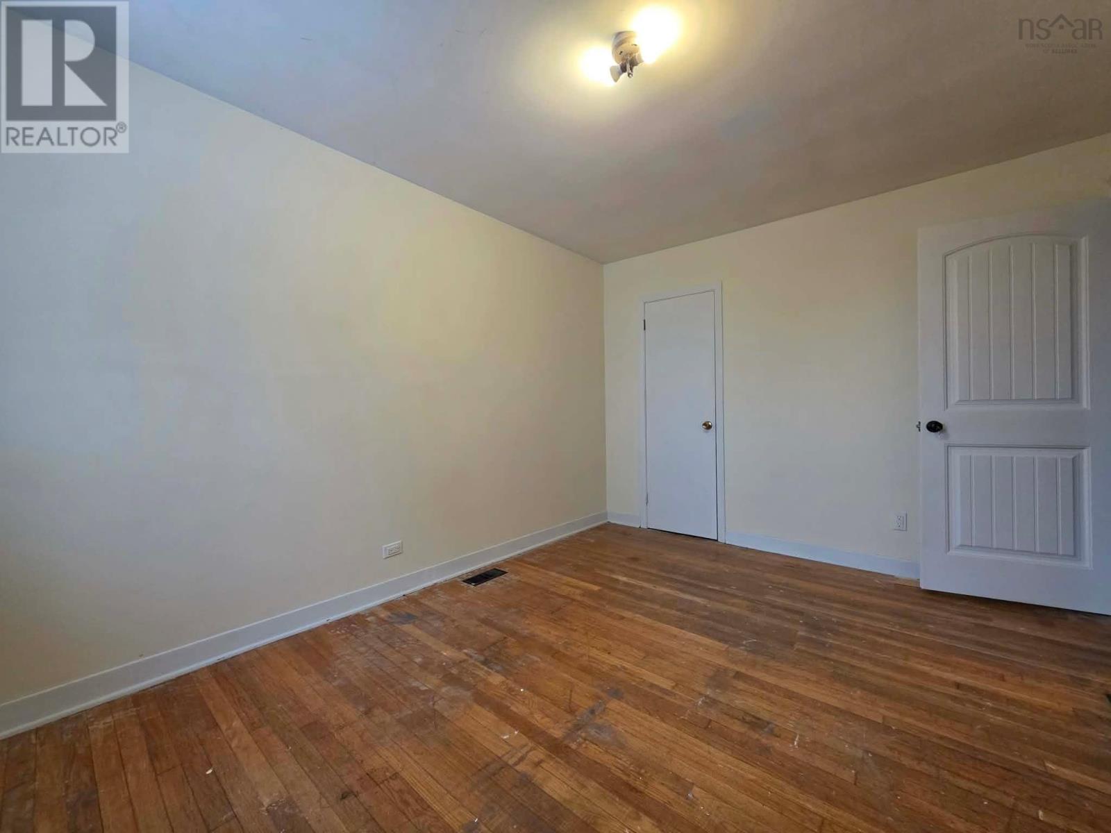 Property 32 of 49 of 3 Patterson Avenue