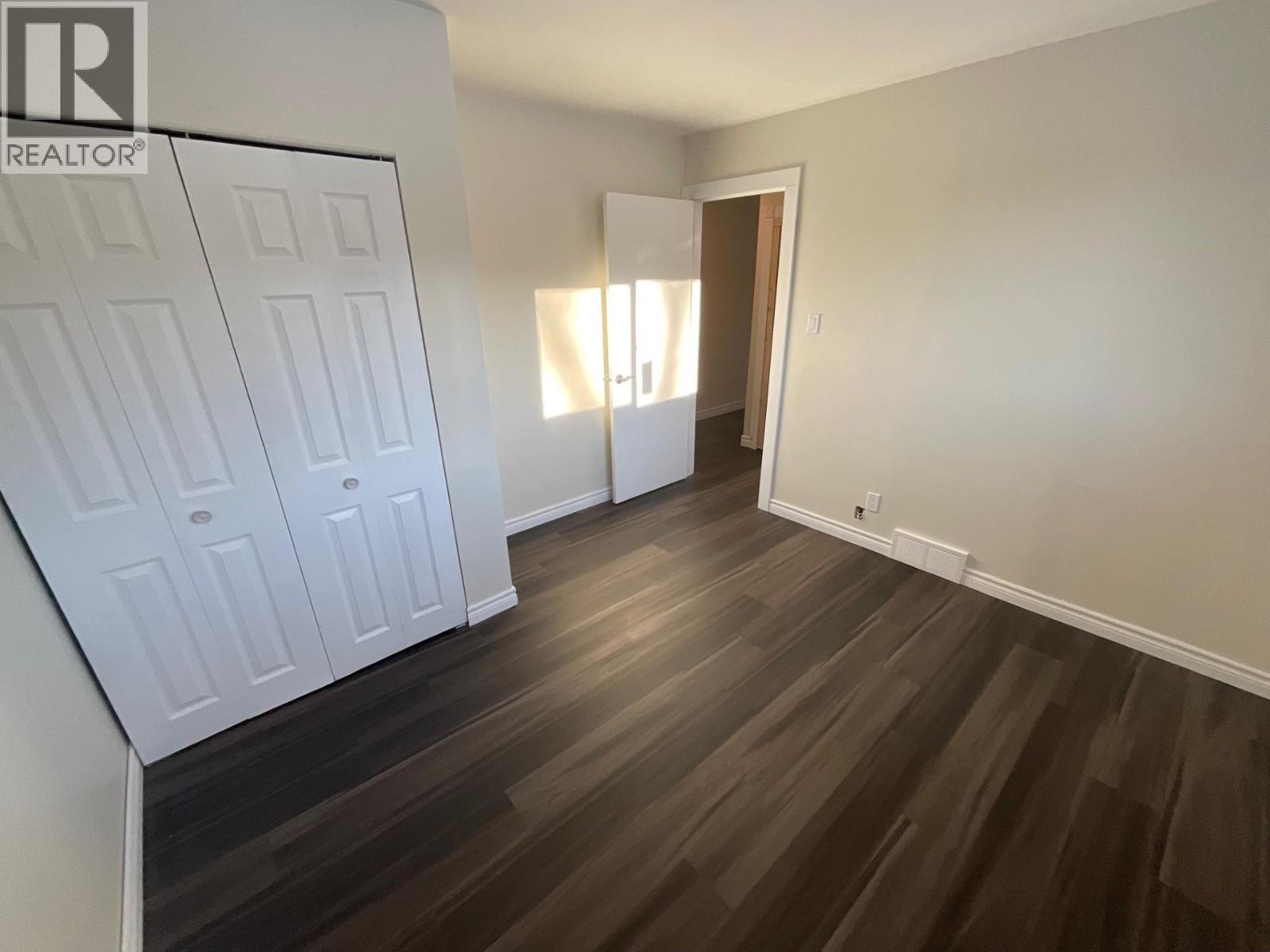 8835 103A AVENUE - 12