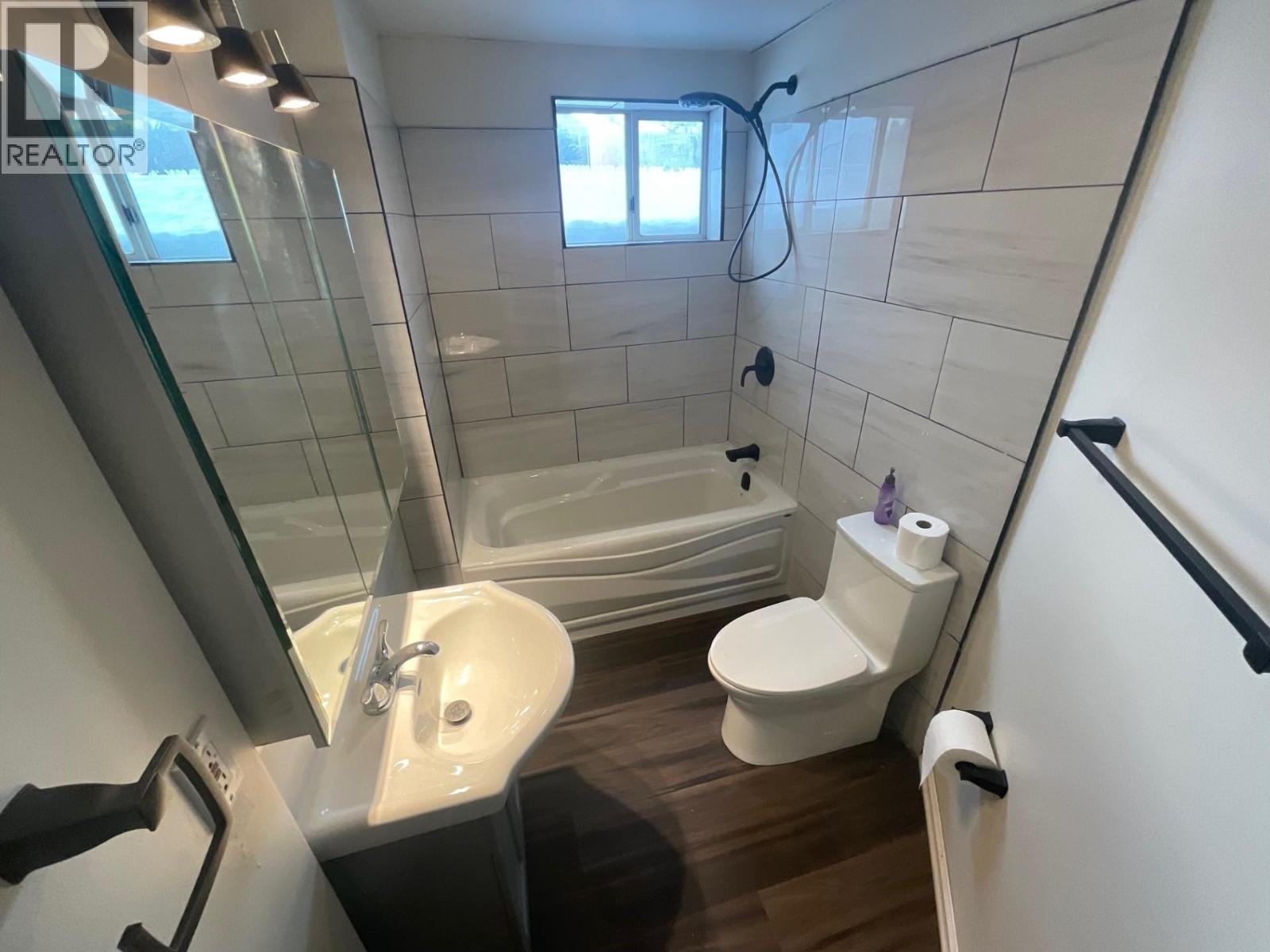 8835 103A AVENUE - 21