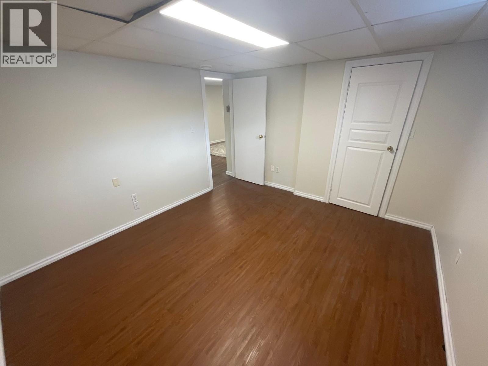 8835 103A AVENUE - 27