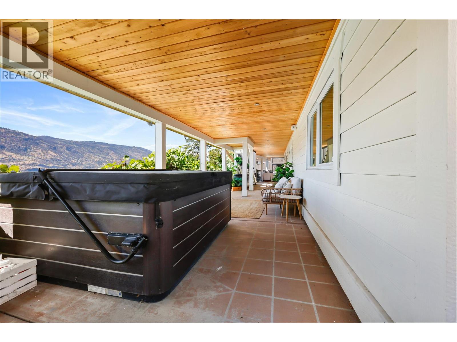  1876 Dewdney Road, Kelowna