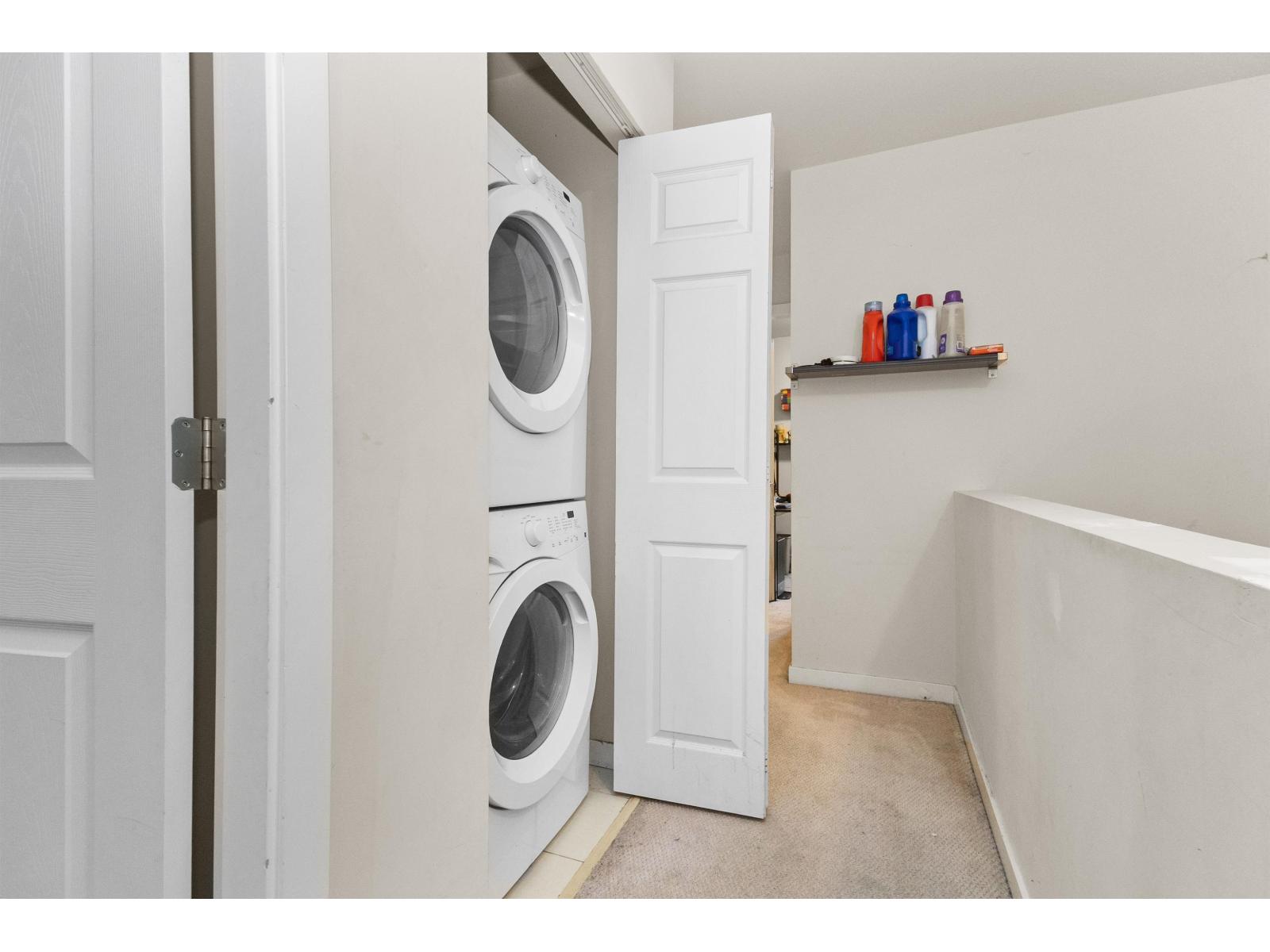 228 32095 HILLCREST AVENUE, Abbotsford