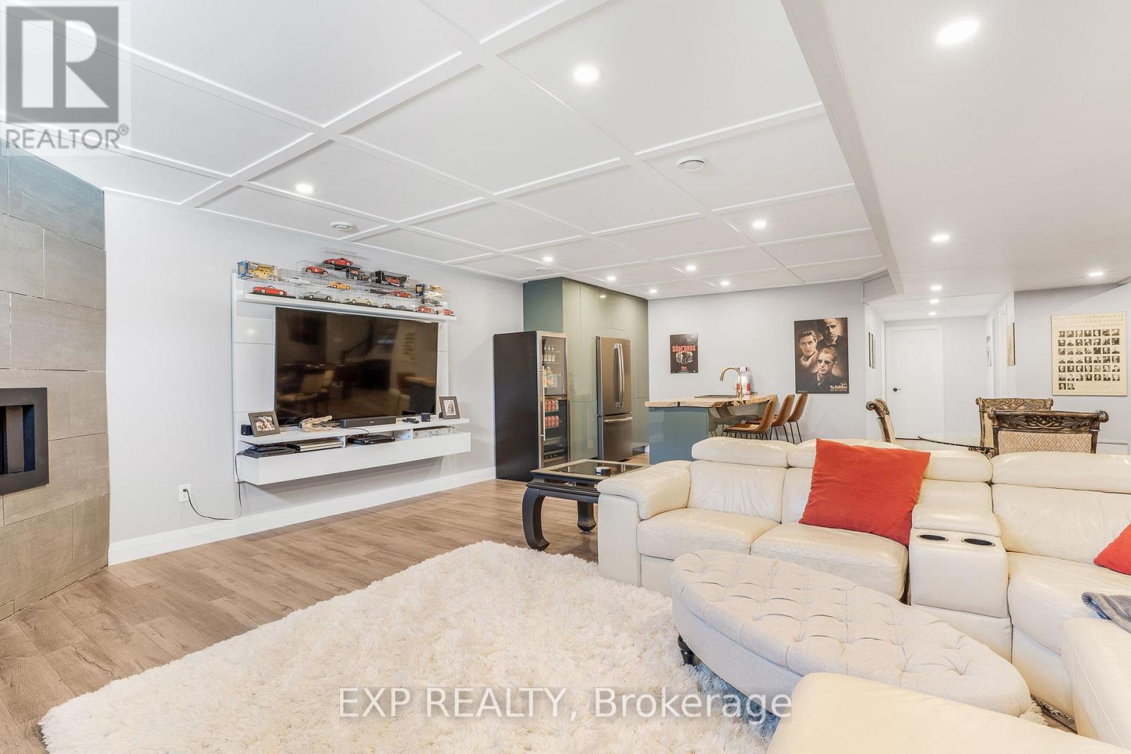 42 GRANITE STREET - 27