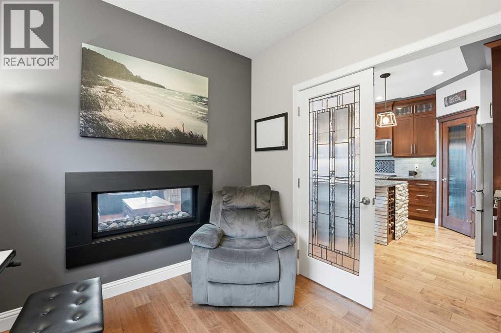 166 Fireside Bend, Cochrane