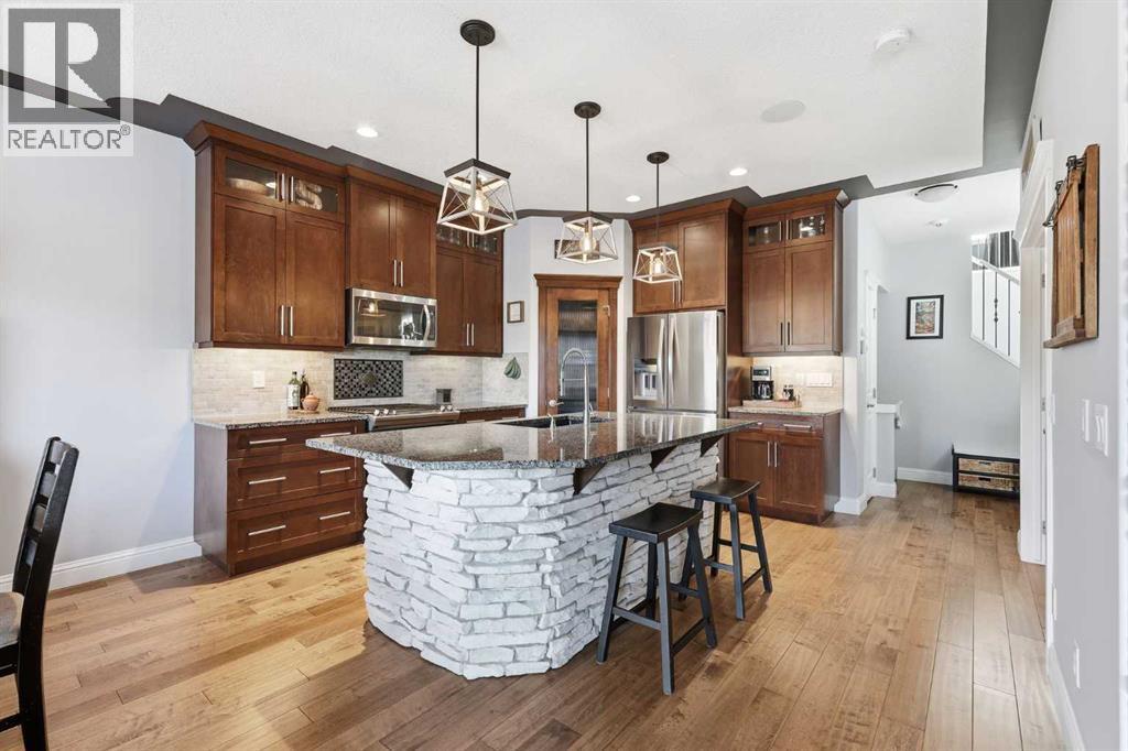 166 Fireside Bend, Cochrane