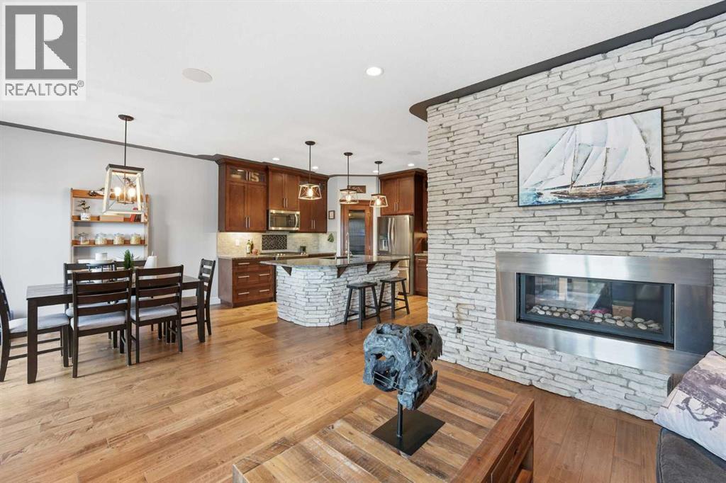 166 Fireside Bend, Cochrane