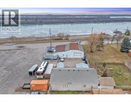 465 Front Road North, Amherstburg, ON N9V2V5 Photo 41