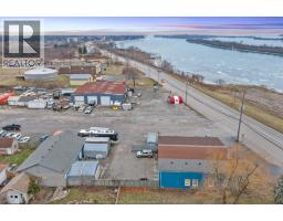 465 Front Road North, Amherstburg, ON N9V2V5 Photo 42