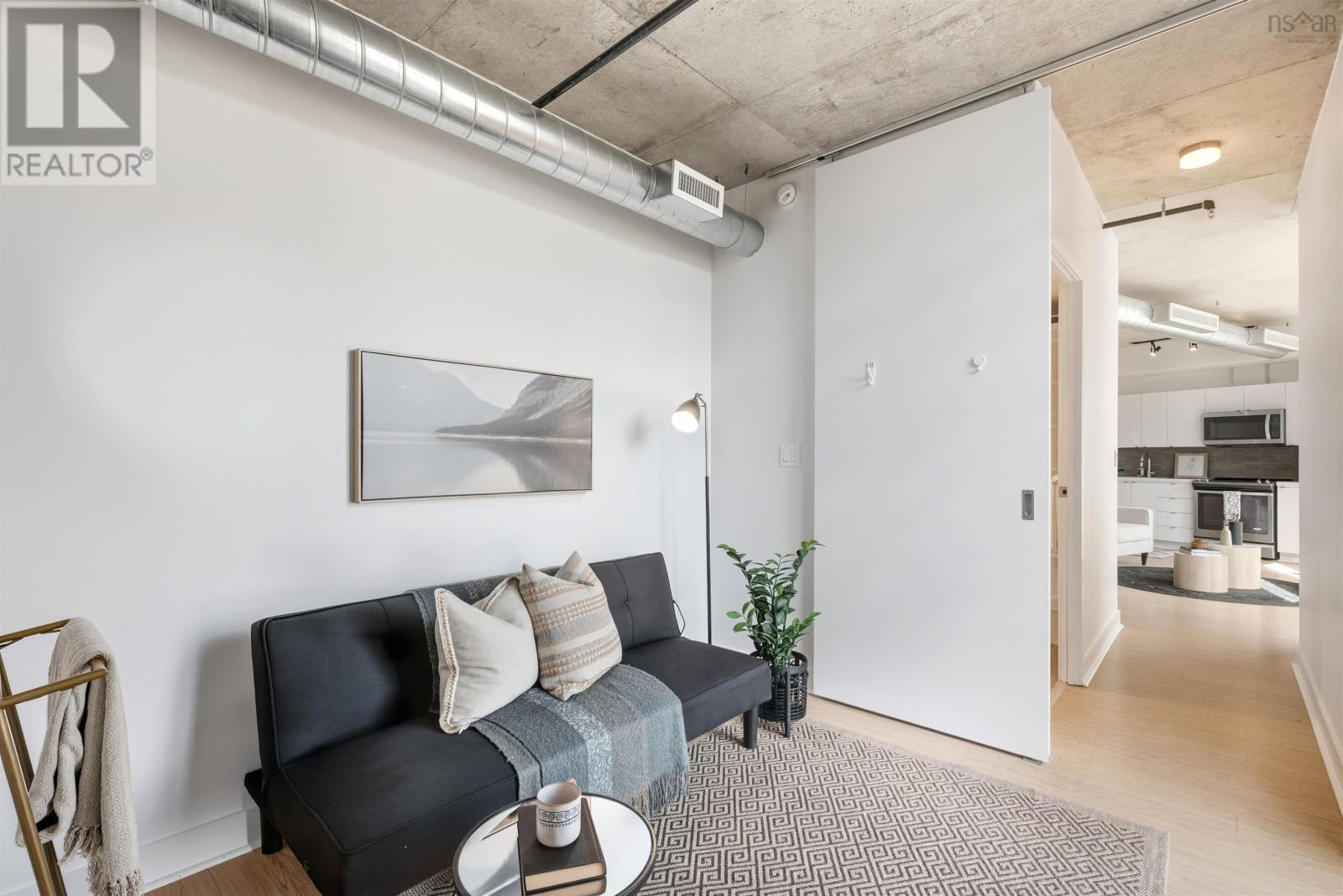 Property 17 of 40 of 526 1065 Barrington Street