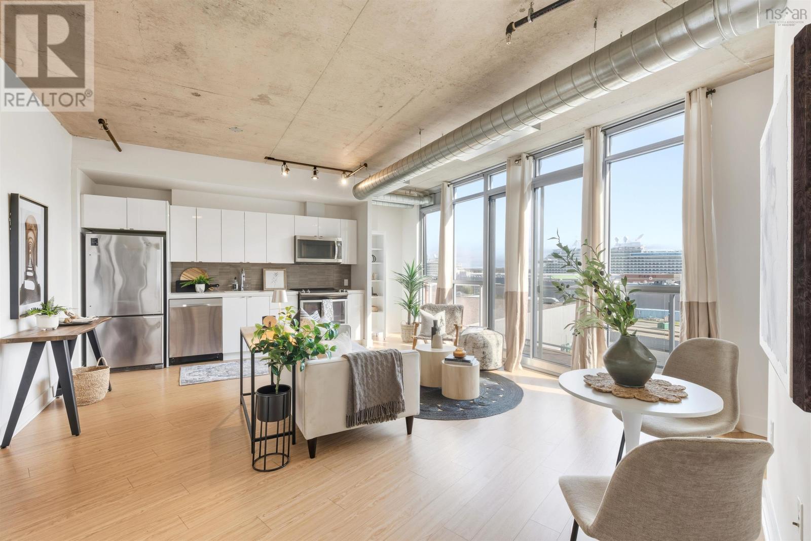 Property 12 of 40 of 526 1065 Barrington Street