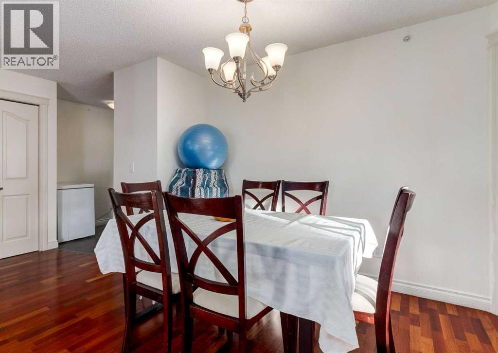 Single Family House for Sale in   Eversyde Avenue SW Evergreen Calgary 